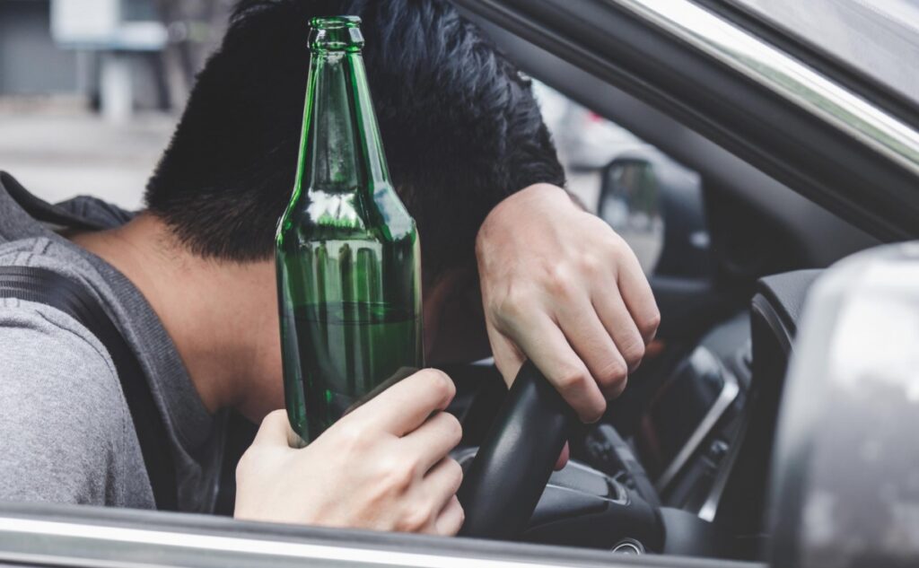 Auta zarekwirowane pijanym kierowcom w Warszawie wracają na drogi